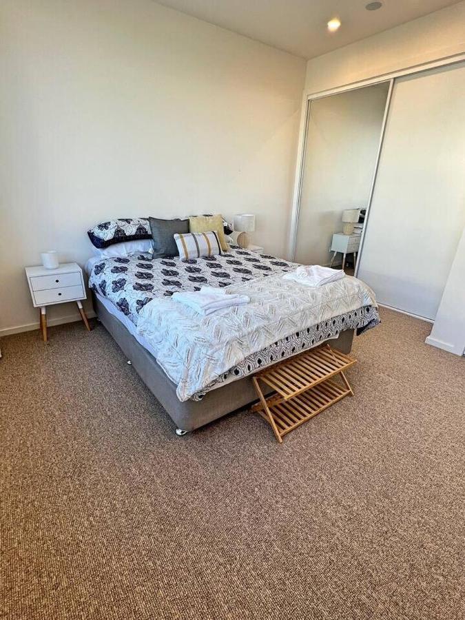 Industrial Yet Modern, 1Bd 1Bth Apt - Woden Phillip Extérieur photo