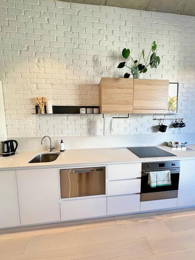 Industrial Yet Modern, 1Bd 1Bth Apt - Woden Phillip Extérieur photo